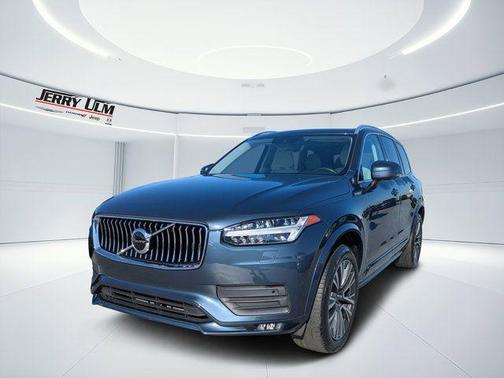2021 Volvo XC90 T5 Momentum 7 Passenger