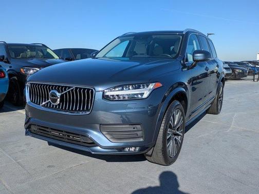 2021 Volvo XC90 T5 Momentum 7 Passenger