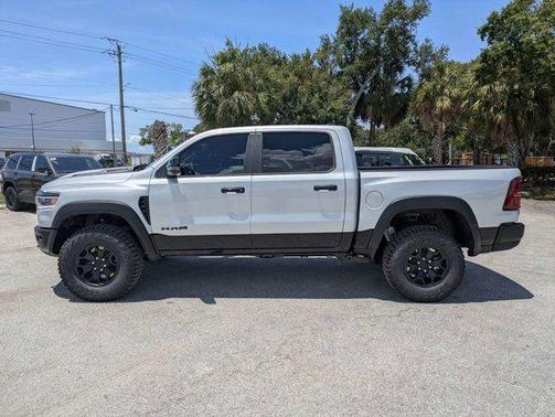 Silver Zynith 2026 RAM 1500 RHO