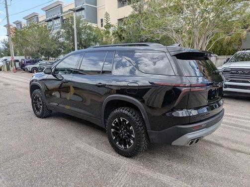 Mosaic Black Metallic 2024 Chevrolet Traverse Z71