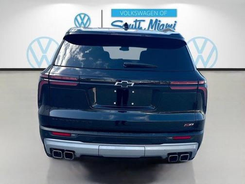 Mosaic Black Metallic 2024 Chevrolet Traverse Z71