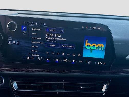 Mosaic Black Metallic 2024 Chevrolet Traverse Z71