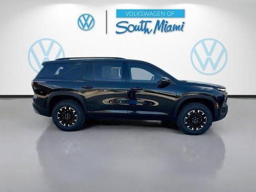 Mosaic Black Metallic 2024 Chevrolet Traverse Z71