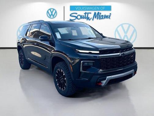 Mosaic Black Metallic 2024 Chevrolet Traverse Z71