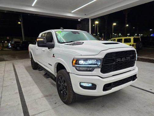 Bright White Clearcoat 2024 RAM 2500 Limited