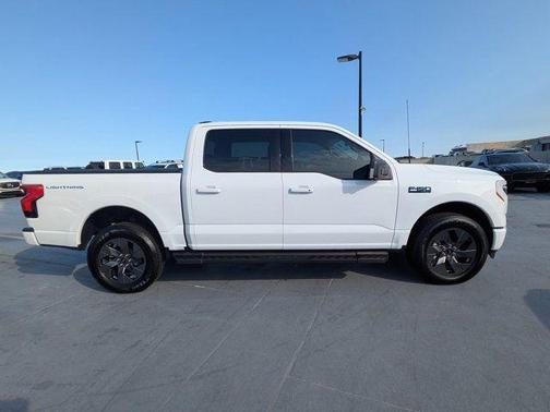 2025 Ford F-150 Lightning Flash