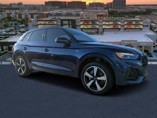 2023 Audi Q5 45 S line Premium Plus