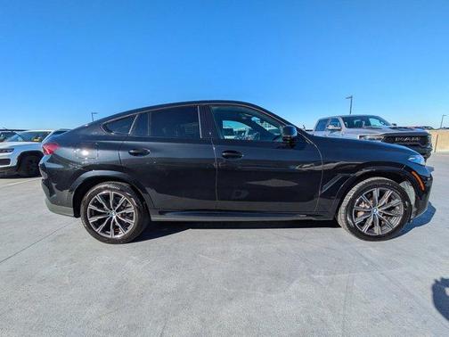 2024 BMW X6 xDrive40i