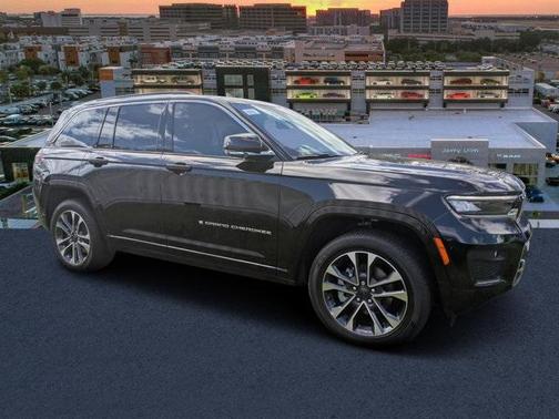 2025 Jeep Grand Cherokee Overland