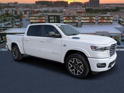 Bright White Clearcoat 2026 RAM 1500 Laramie