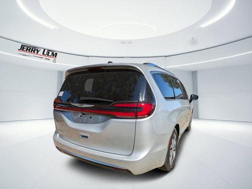 2026 Chrysler Pacifica Pinnacle