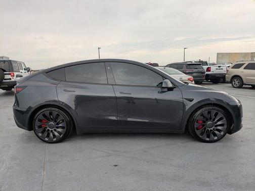 2024 Tesla Model Y Performance