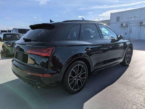 Mythos Black Metallic 2024 Audi SQ5 3.0T Premium Plus