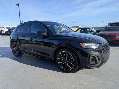 Mythos Black Metallic 2024 Audi SQ5 3.0T Premium Plus