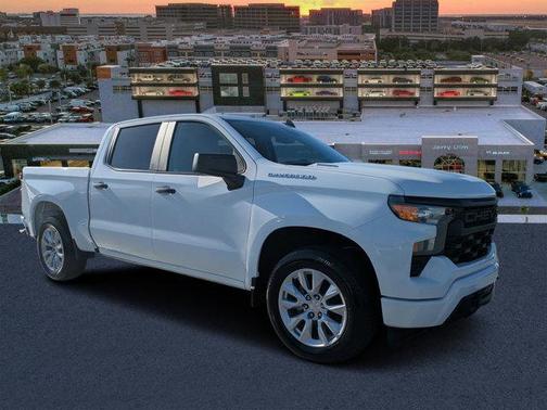 2025 Chevrolet Silverado 1500 Custom