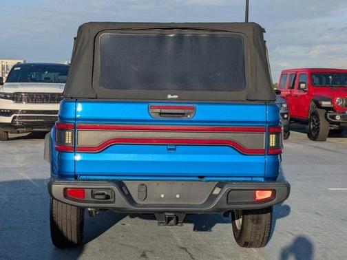 2023 Jeep Gladiator Sport