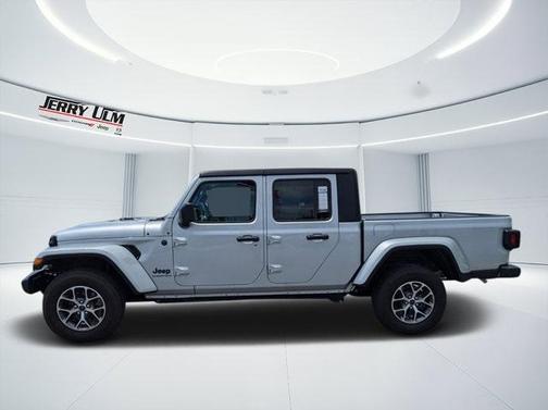 2024 Jeep Gladiator Sport
