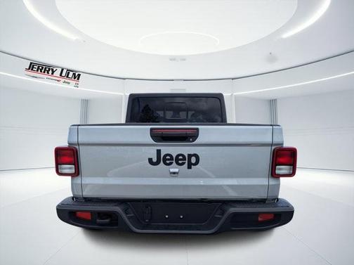2024 Jeep Gladiator Sport