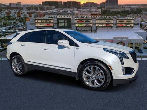 2020 Cadillac XT5 Sport