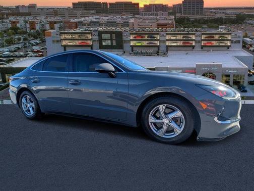 2020 Hyundai SONATA SE