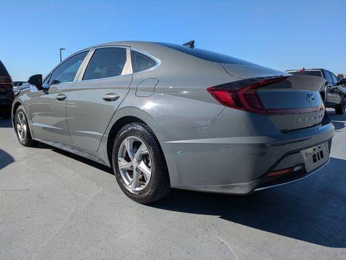 2020 Hyundai SONATA SE