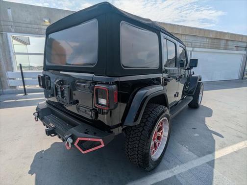 2018 Jeep Wrangler Unlimited Sahara 4x4