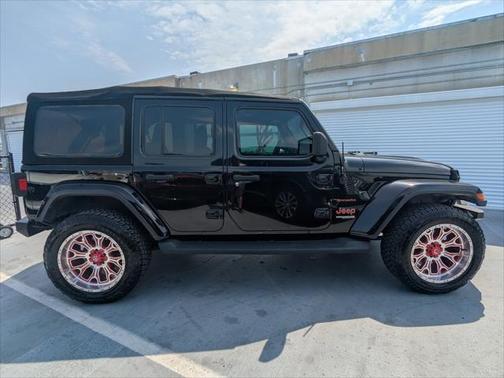 2018 Jeep Wrangler Unlimited Sahara 4x4