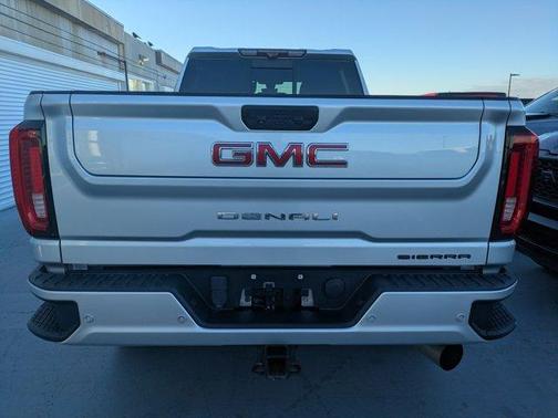2020 GMC Sierra 2500 Denali