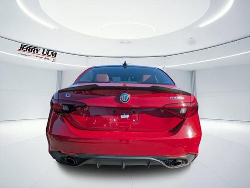 2022 Alfa Romeo Giulia Veloce