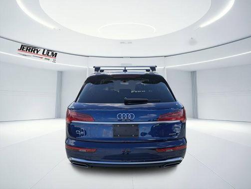 Navarra Blue Metallic 2024 Audi Q5 45 S line quattro Premium