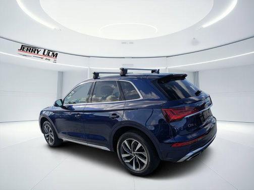 Navarra Blue Metallic 2024 Audi Q5 45 S line quattro Premium