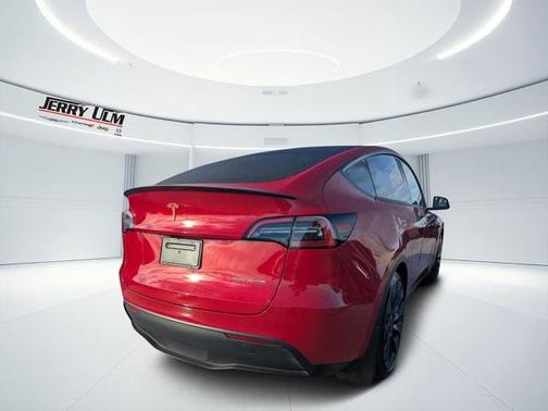 2023 Tesla Model Y Performance