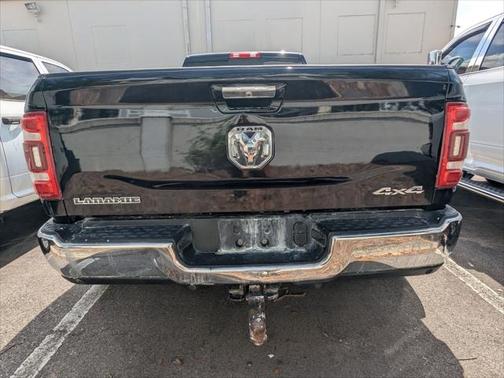 2020 RAM 3500 Laramie Crew Cab 4x4 8 Box
