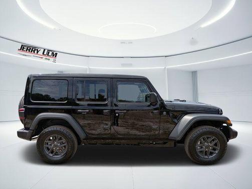 Black Clearcoat 2026 Jeep Wrangler Sport