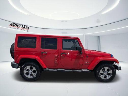 Firecracker Red Clearcoat 2017 Jeep Wrangler Unlimited Sahara