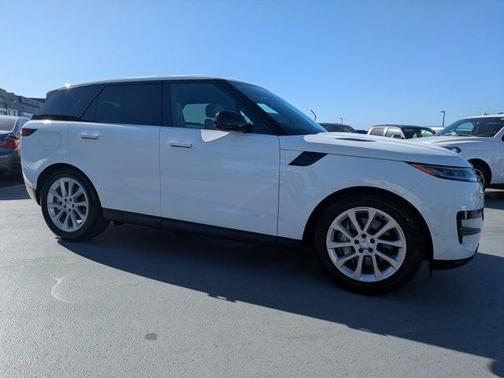 2025 Land Rover Range Rover Sport P360 SE