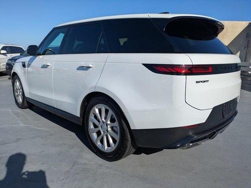 2025 Land Rover Range Rover Sport P360 SE