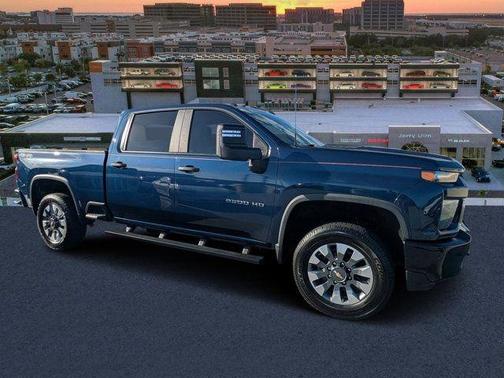 2022 Chevrolet Silverado 2500 Custom