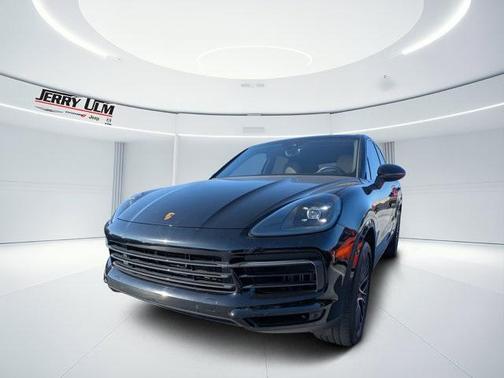 2023 Porsche Cayenne Base (Tiptronic)