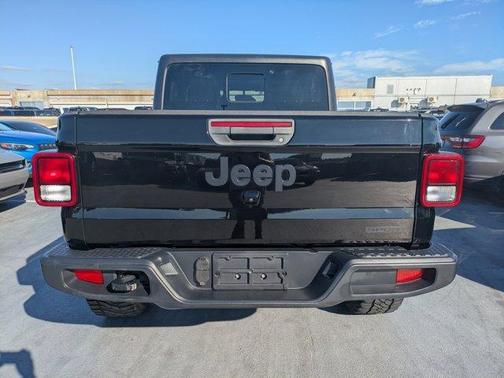 2020 Jeep Gladiator Sport