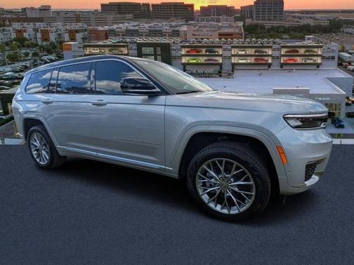 2025 Jeep Grand Cherokee L Summit