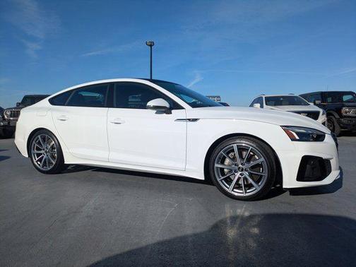 2025 Audi A5 Sportback S line Premium