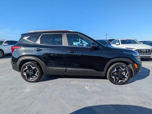 2024 Kia Seltos EX