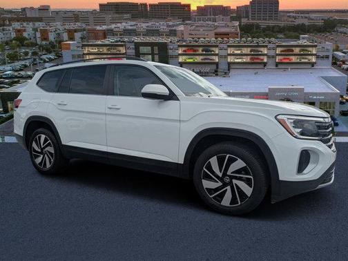 2024 Volkswagen Atlas 2.0T SE