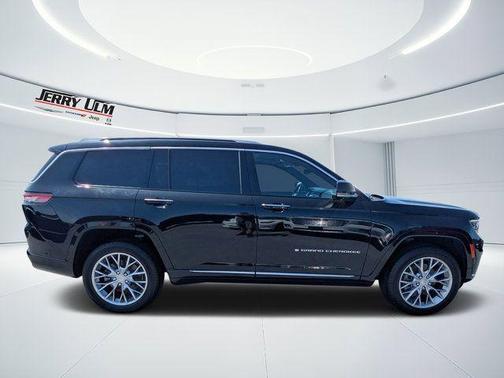 2022 Jeep Grand Cherokee L Summit