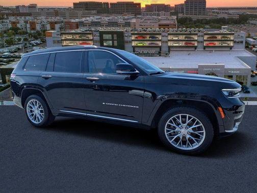 2022 Jeep Grand Cherokee L Summit