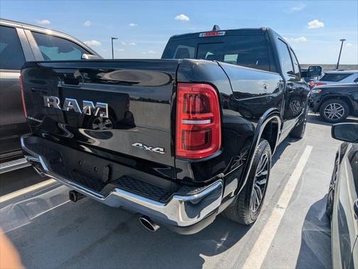 2025 RAM 1500 Limited Crew Cab 4x4 57' Box