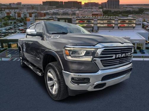 2019 RAM 1500 Laramie Crew Cab 4x4 57' Box