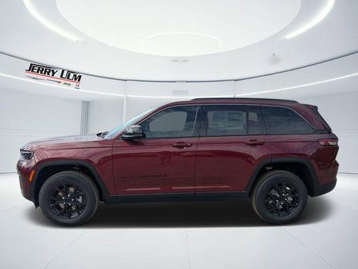Velvet Red Pearlcoat 2026 Jeep Grand Cherokee Laredo