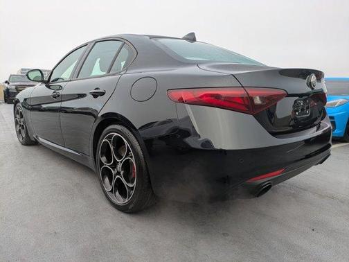 2022 Alfa Romeo Giulia Ti